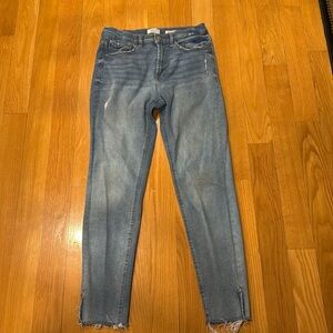 Kensie vintage luxe the ultimate high rise skinny distressed jeans 8/29.
